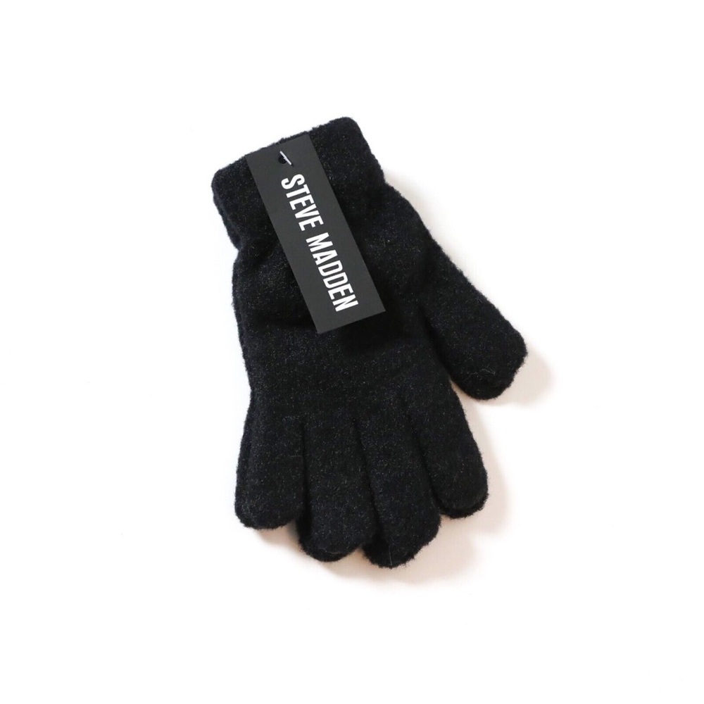 Brand new NWT Steve Madden women’s knit gloves warm chenille black soft mittens